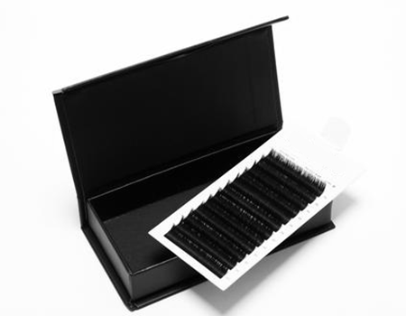 Mixed length trays